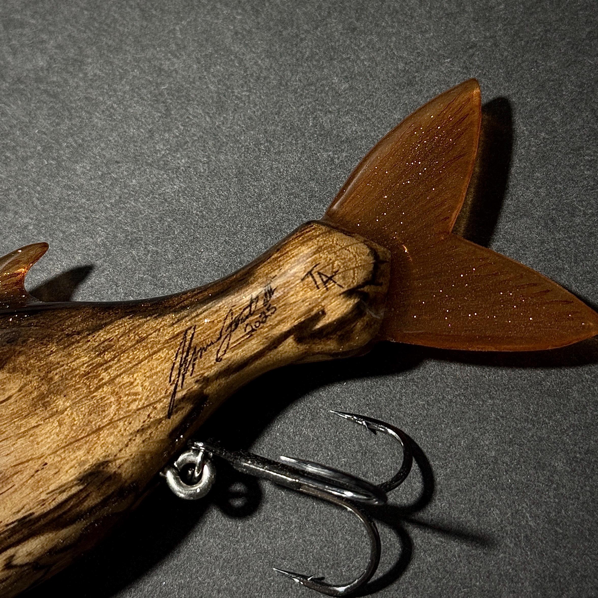 TreysArt – Spalted Oak Glide Bait - Image 3